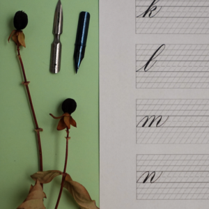 Piękno kursywy: copperplate od października 2025