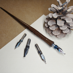 świąteczne linie – mono modern, poniedziałki 2025