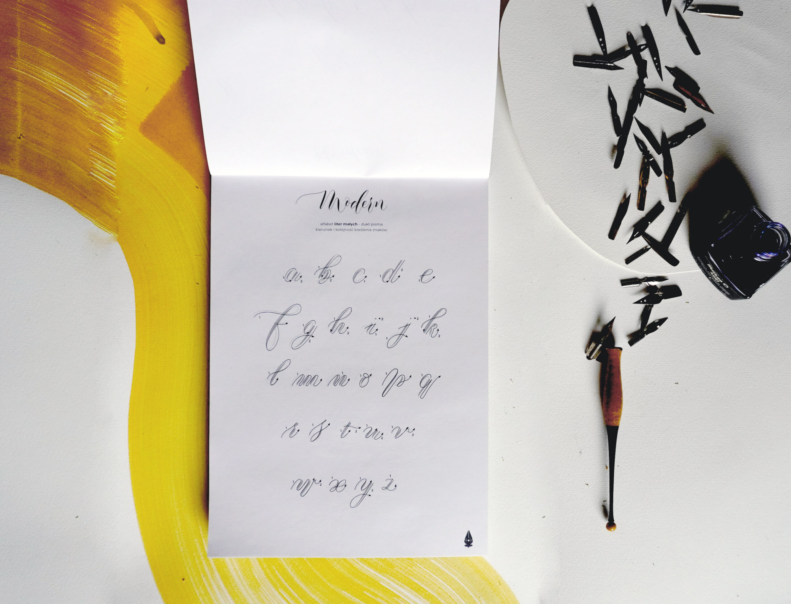 zeszyt ćwiczeń do nauki kaligrafii:modern calligraphy – kaligrafia współczesna
